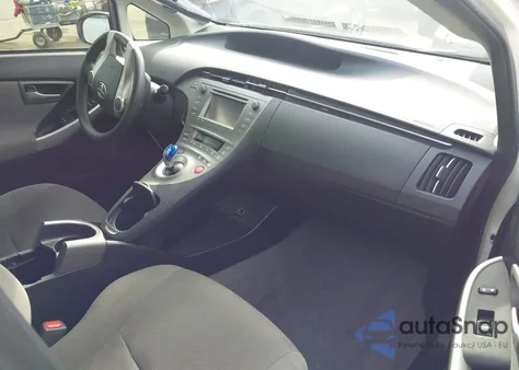 2014 Toyota Prius Three из США, поврежденный, VIN JTDKN3DU4E1772012